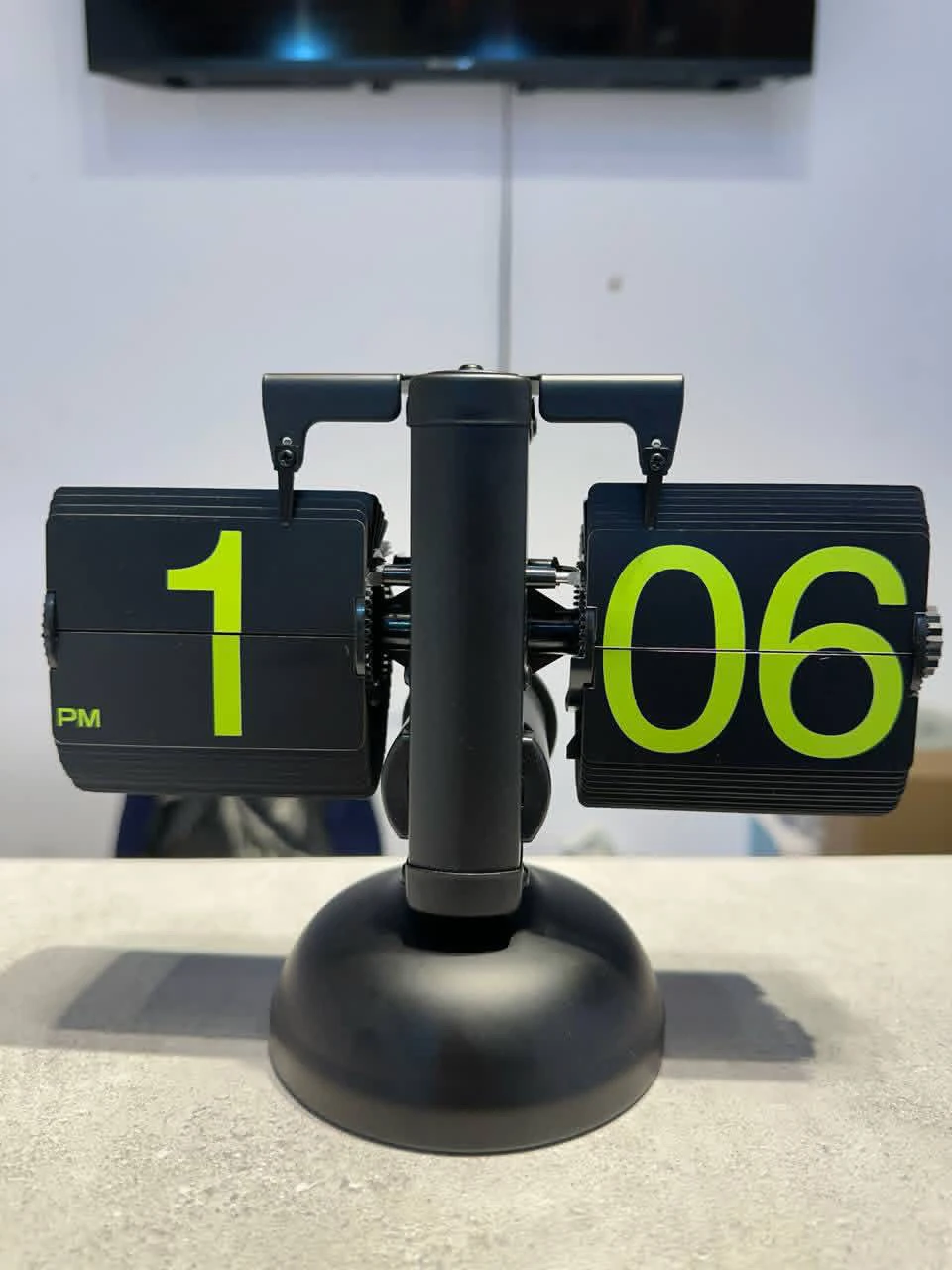 ساعت رومیزی ورقه‌ای Flip Clock مشکی ساده