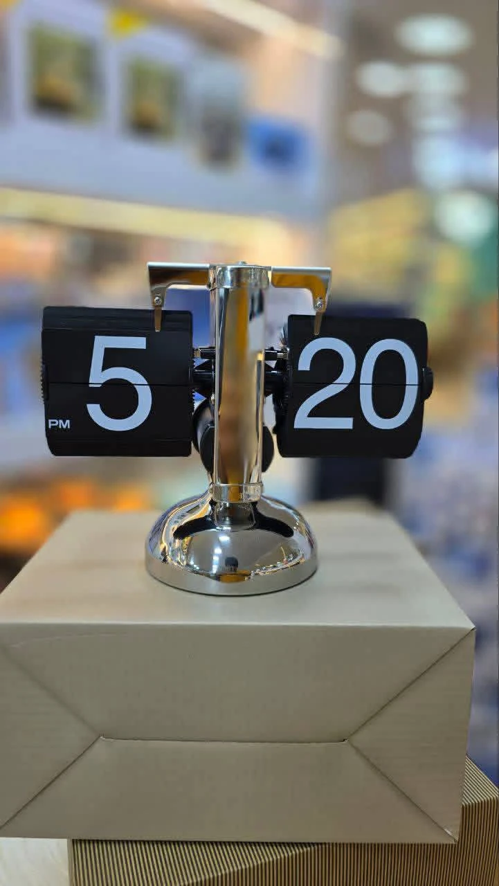 ساعت رومیزی ورقه‌ای Flip Clock مشکی ساده